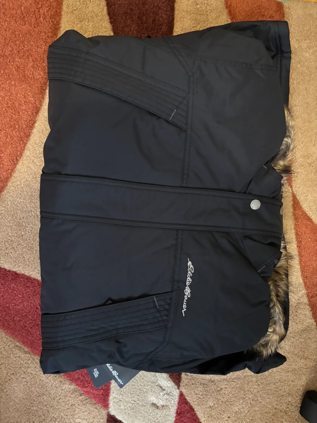 Eddie Bauer BRAND NEW parka image indicator(3)