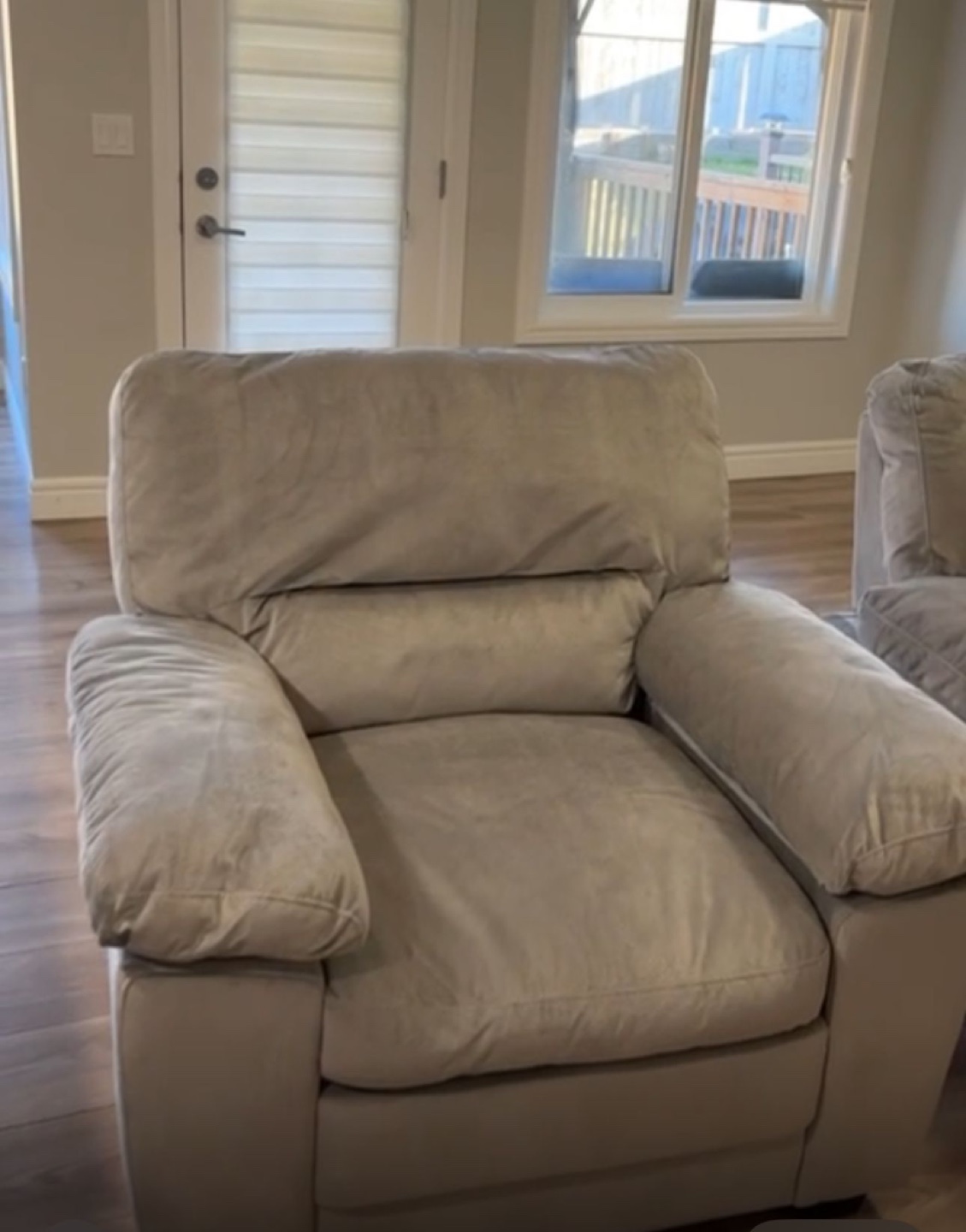Sofa set