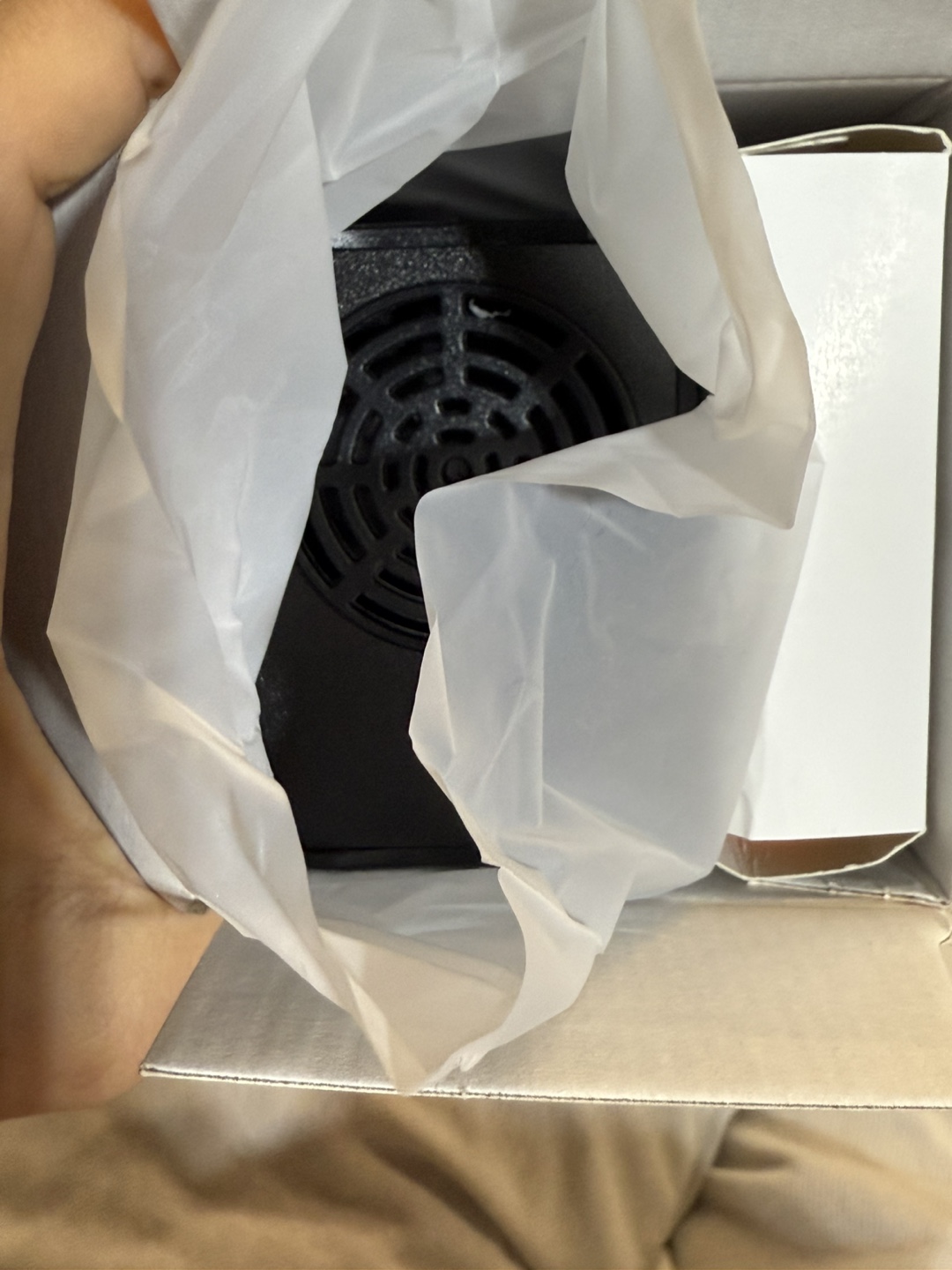 AstroAI AIRUN L7 Portable Car Air Pump - photo 2