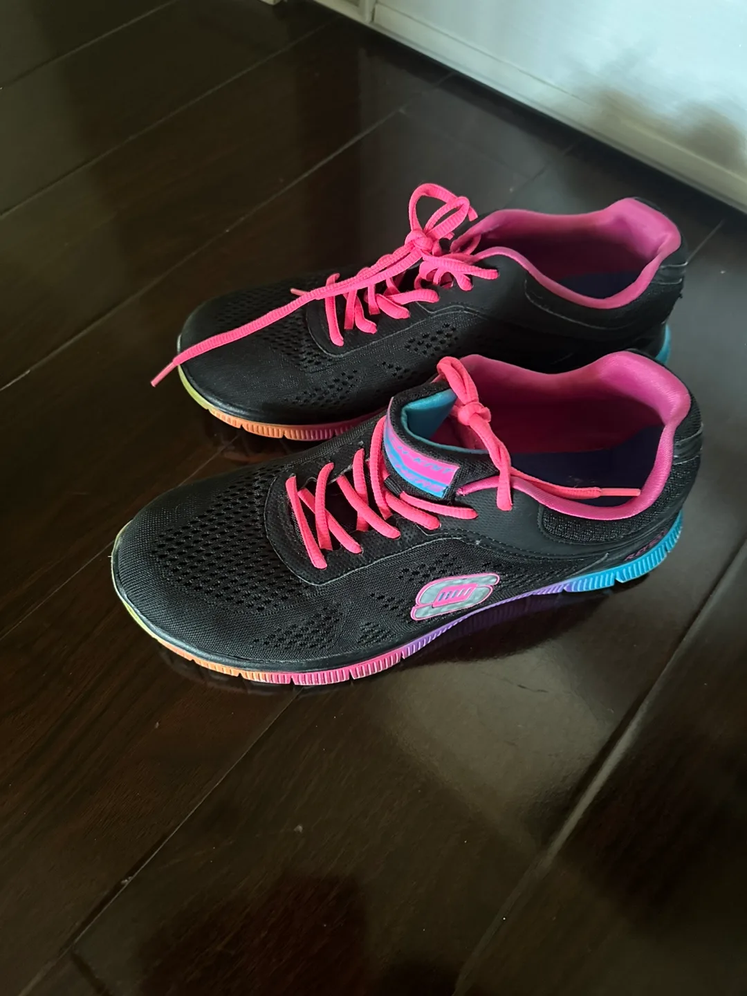 Skechers Running Shoes image indicator(2)