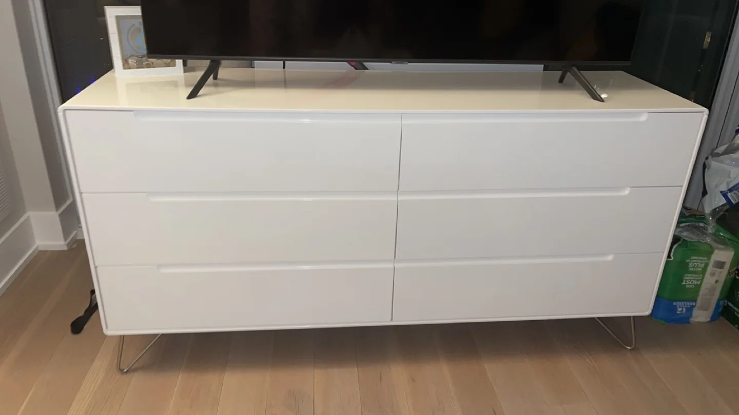 White Dresser with Six Drawers thumbnail