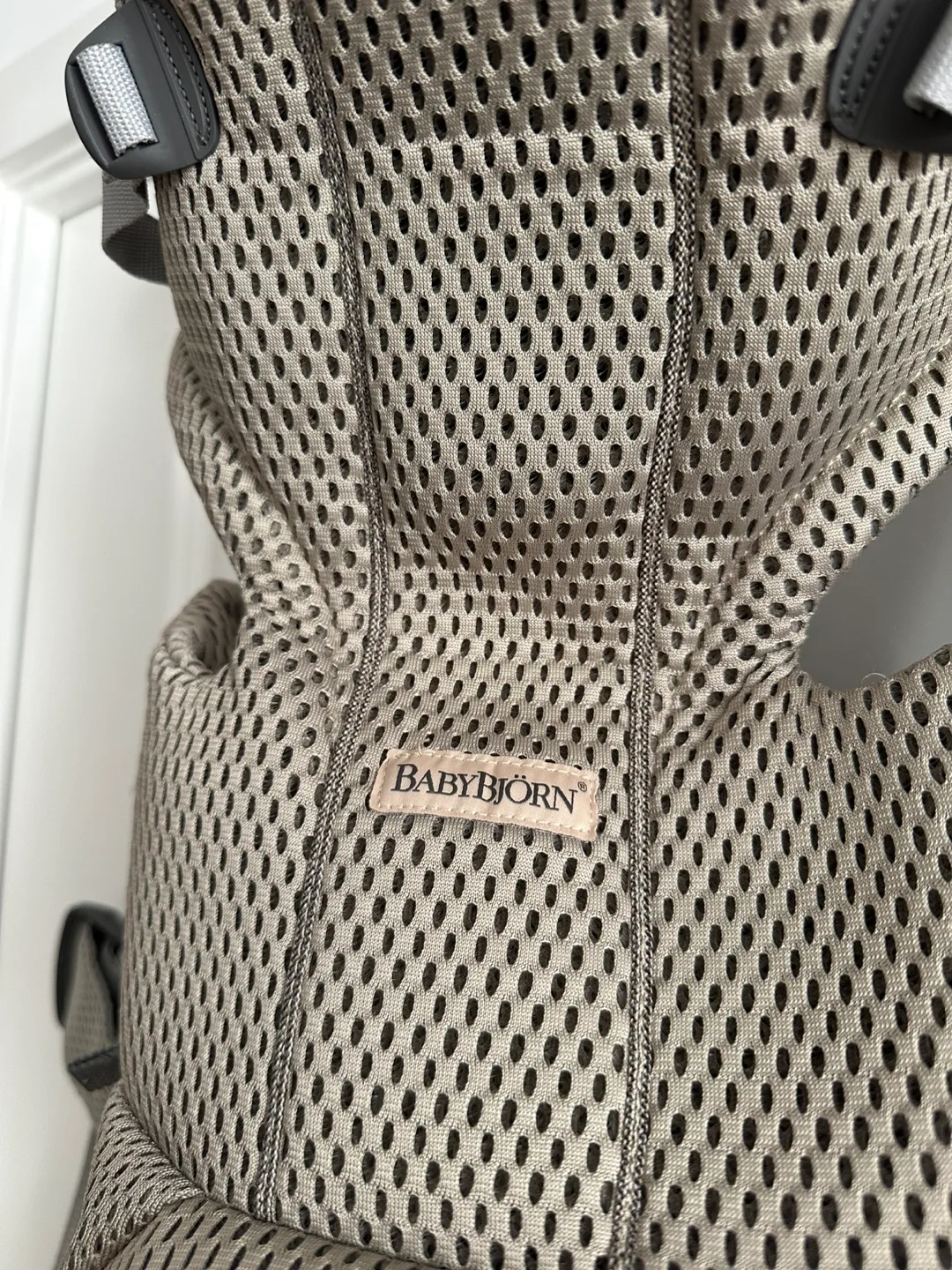 BabyBjorn Baby Carrier image indicator(3)