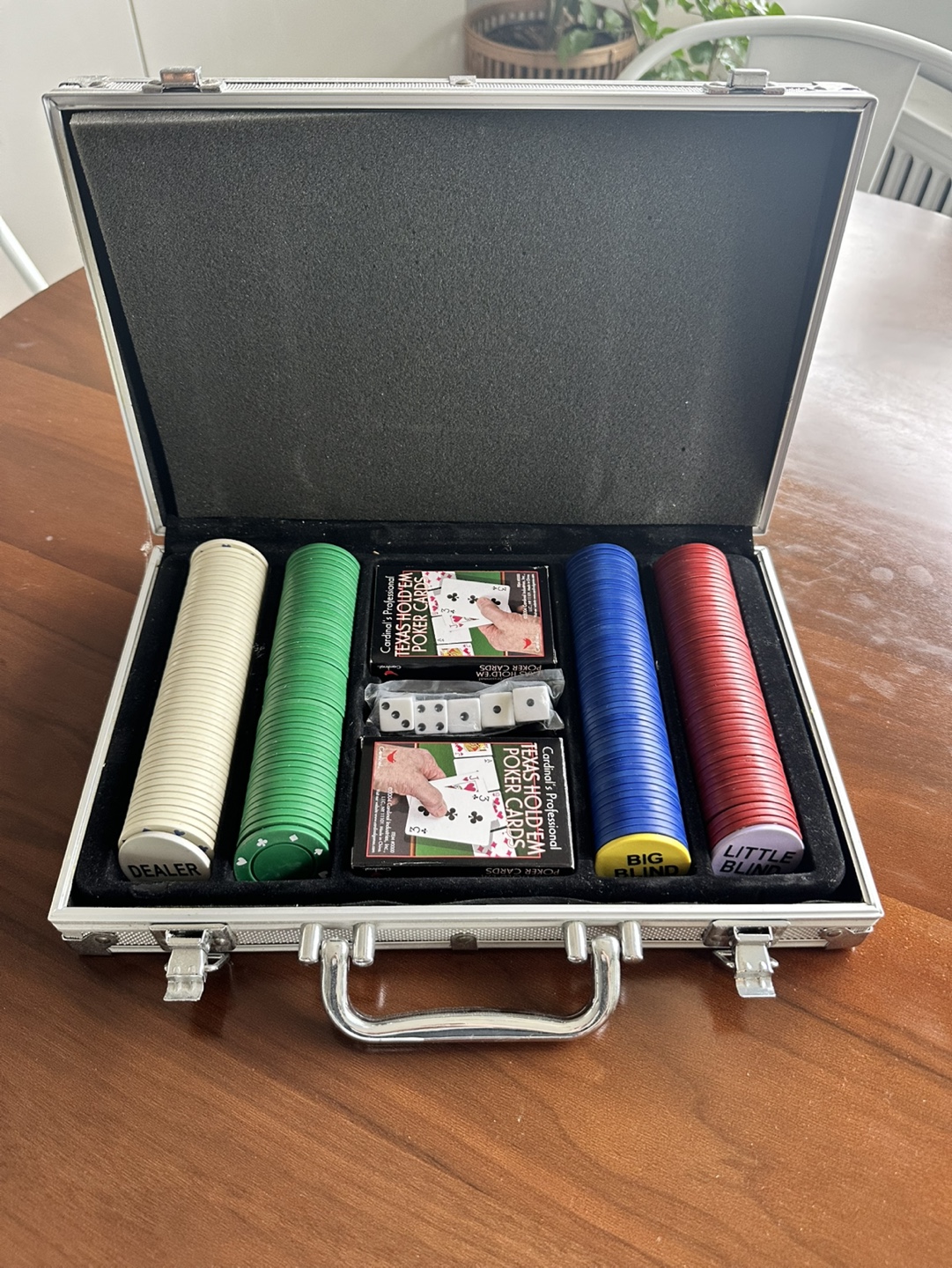 Poker Set with Case