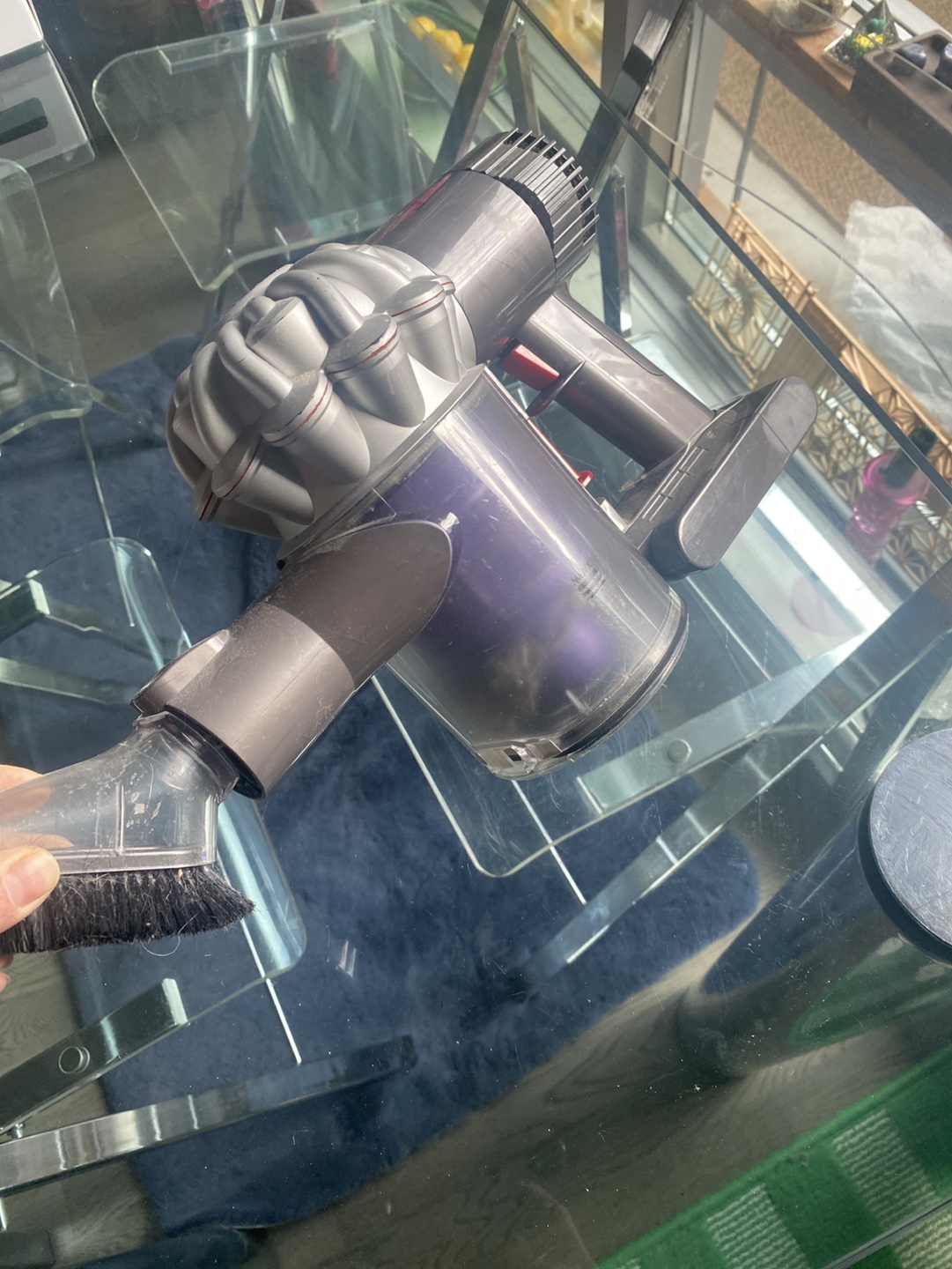 Dyson Cordless Handheld Vacuum - photo 3