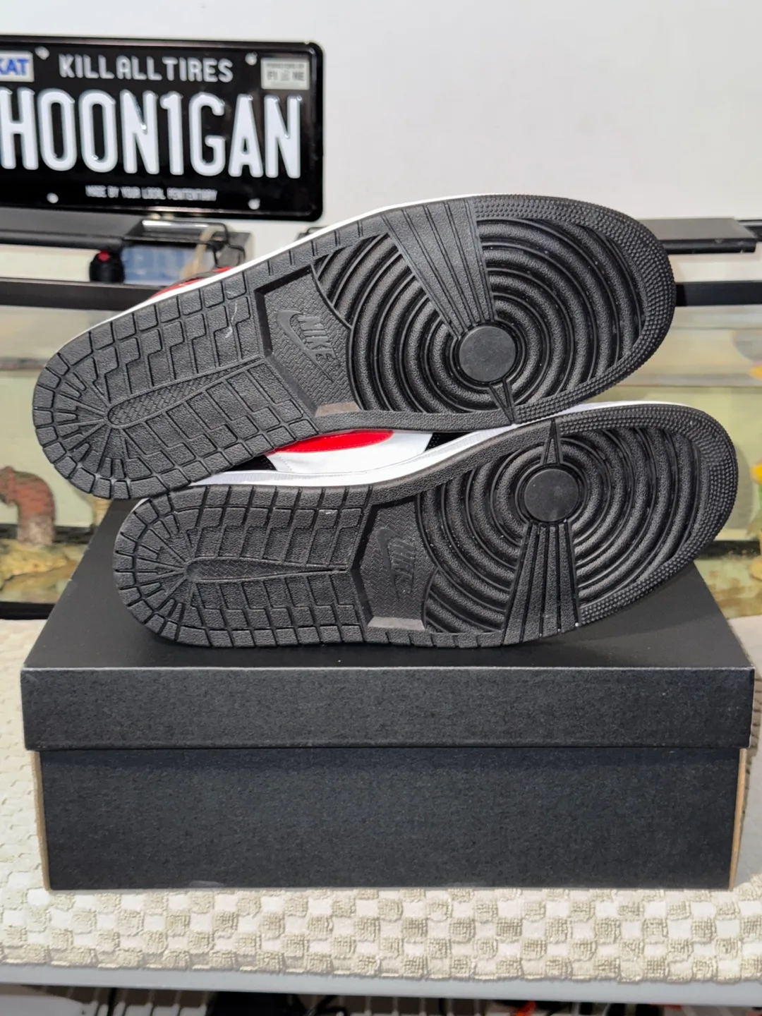 Nike Air Jordan 1 Mid Black/Red/White Men's 12 image indicator(4)