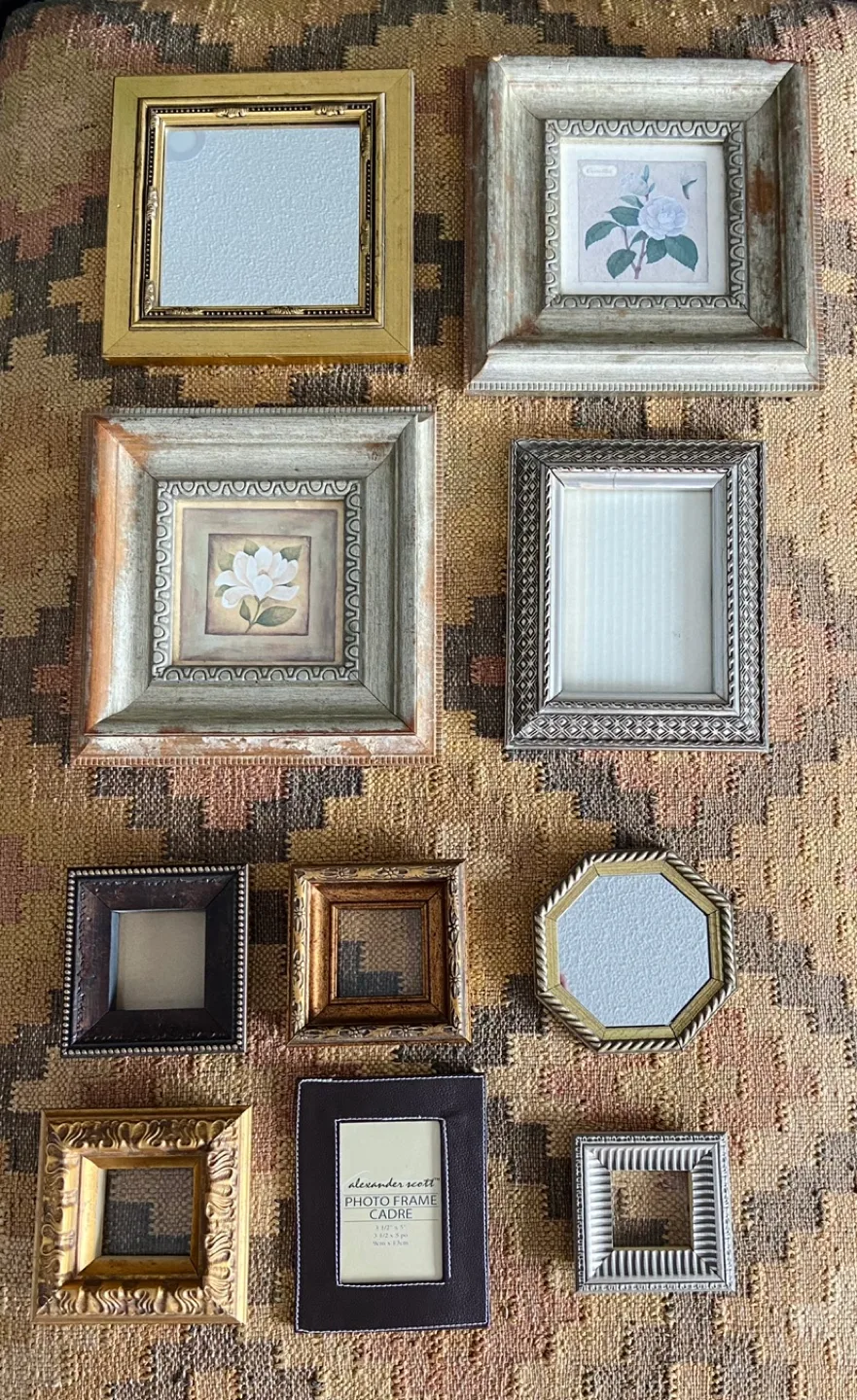 Set of 10 Picture Frames image indicator(5)