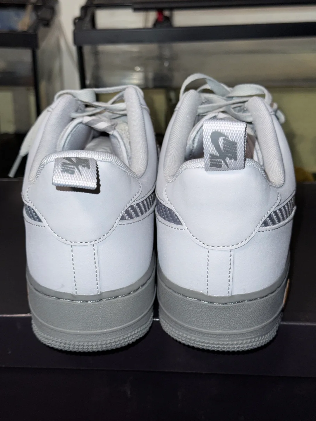 Nike Air Force 1 '07 LV8 J22 Men's 12 image indicator(7)
