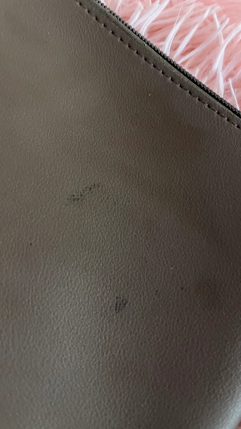 Makeup Bag for FREE image indicator(5)