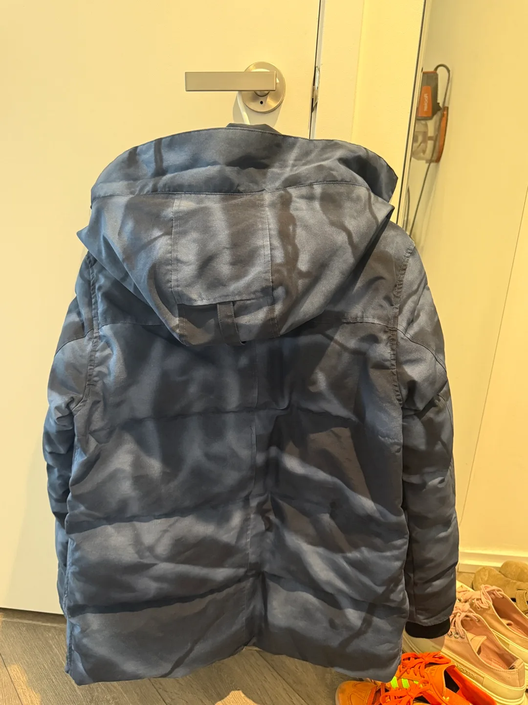 Canada Goose Arctic Program Jacket image indicator(6)