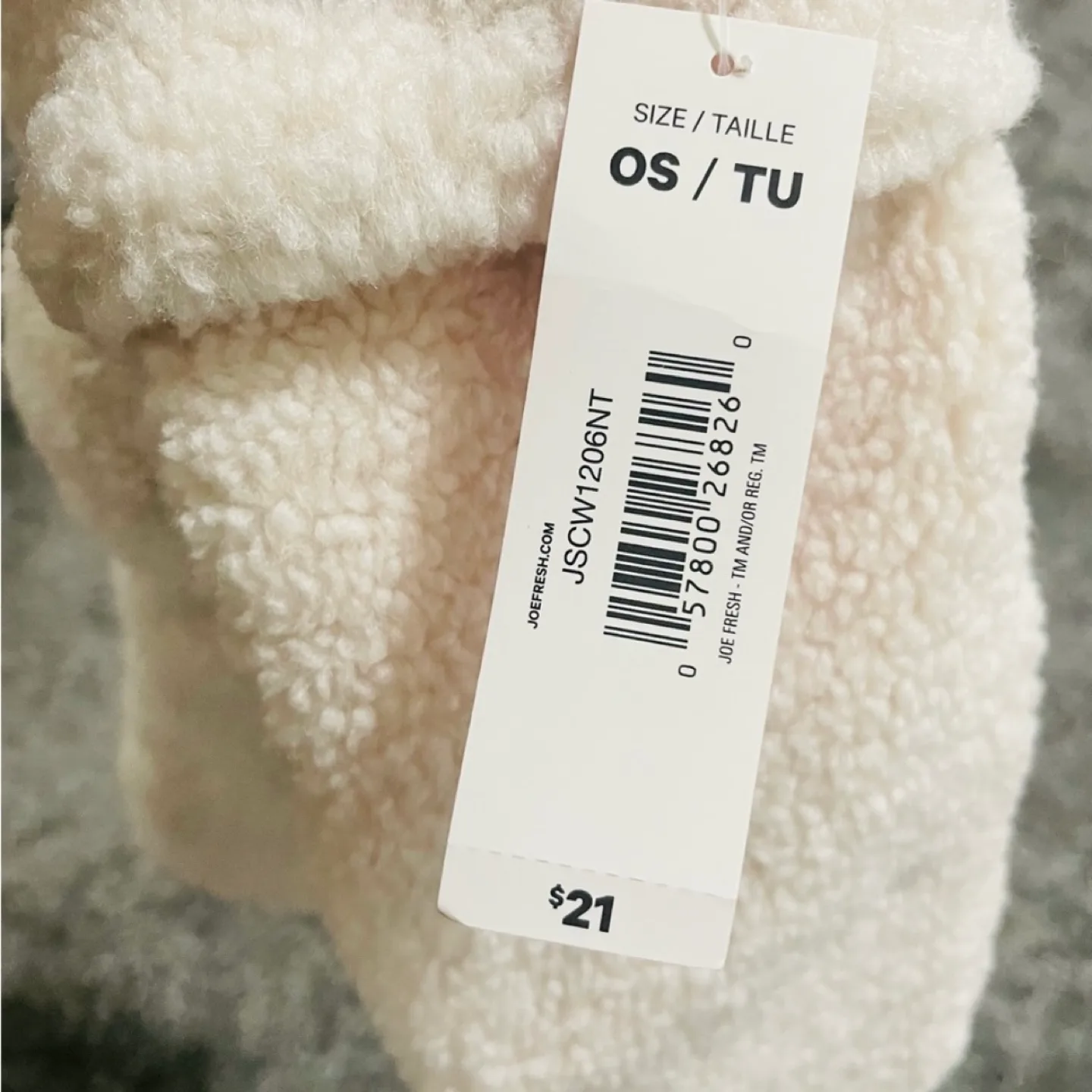 Joe Fresh Brand New with Tags Cozy Mittens image indicator(3)