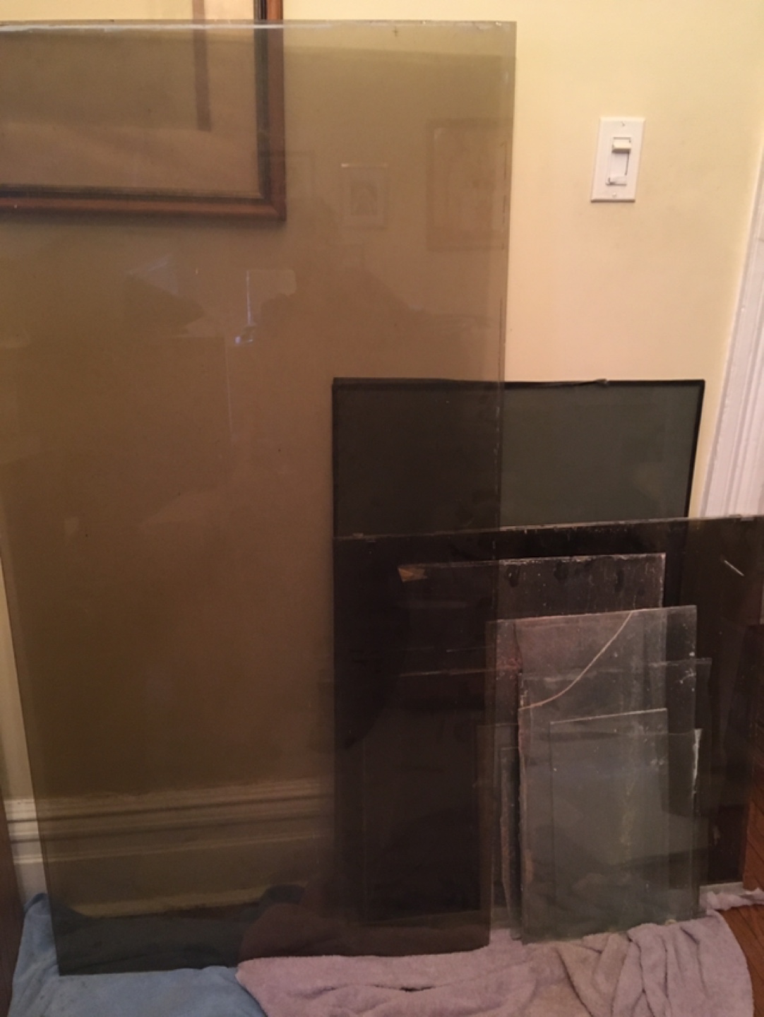 Free pieces of Glass (College & Bathurst p/up)