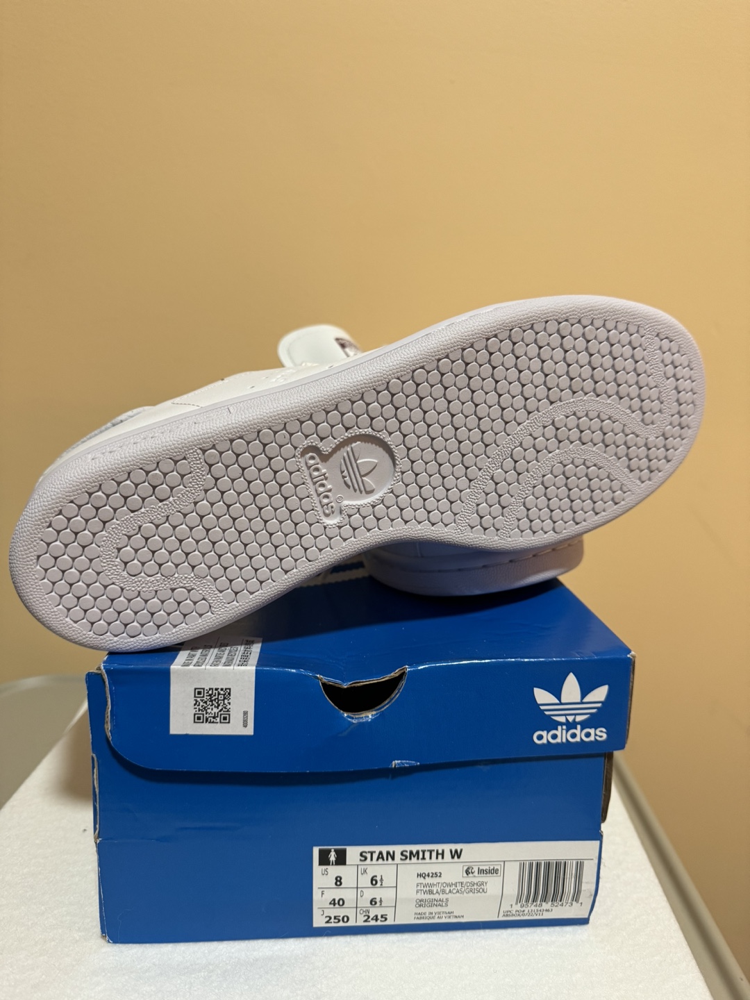 Adidas Stan Smith Women's Shoes Size 8 - photo 4