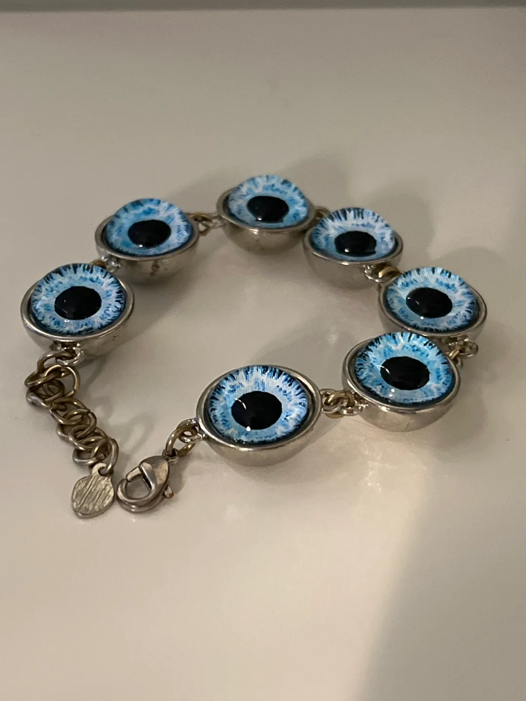 Eye Bracelet image indicator(2)