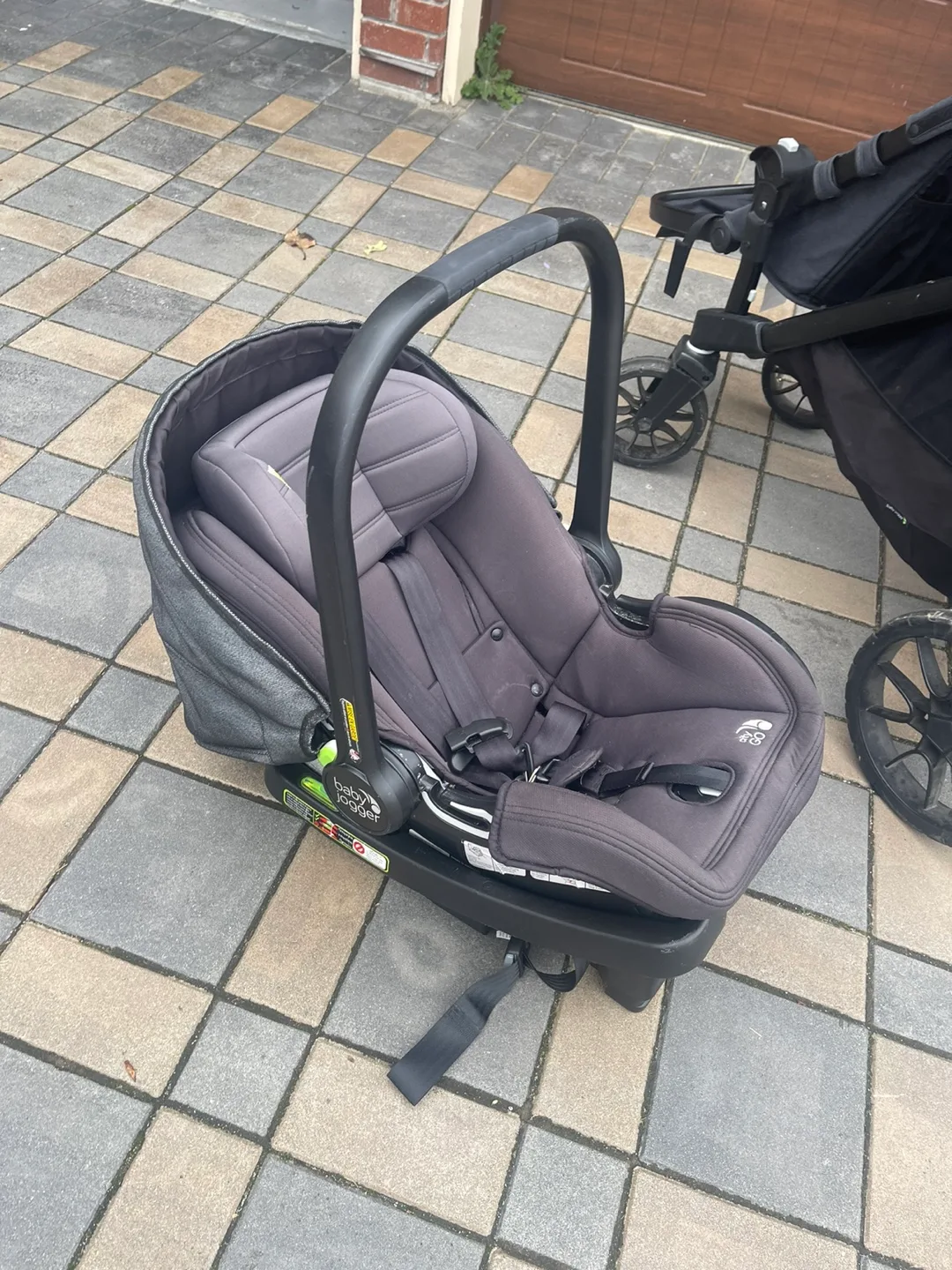 Baby Jogger City Select Lux Double Stroller with Infant Car Seat image indicator(5)