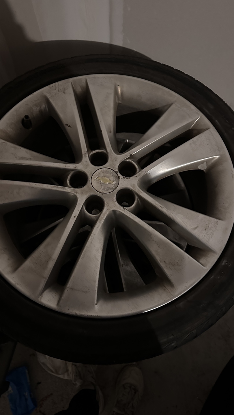 Chevrolet 17'' Alloy Wheels with Tires - photo 3