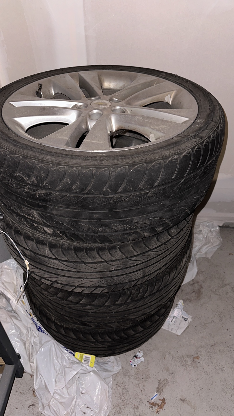 Chevrolet 17'' Alloy Wheels with Tires - photo 5