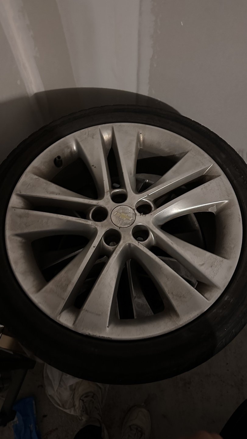 Chevrolet 17'' Alloy Wheels with Tires - photo 4