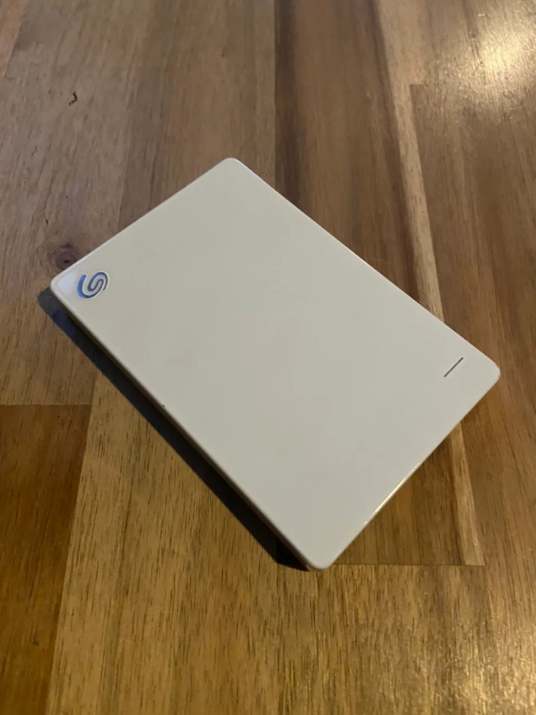 2TB Seagate Hard Drive + 5000 Pre-loaded Editing Assets image indicator(2)