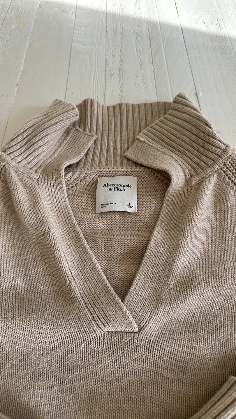 Abercrombie & Fitch Notch Neck Sweater - photo 4