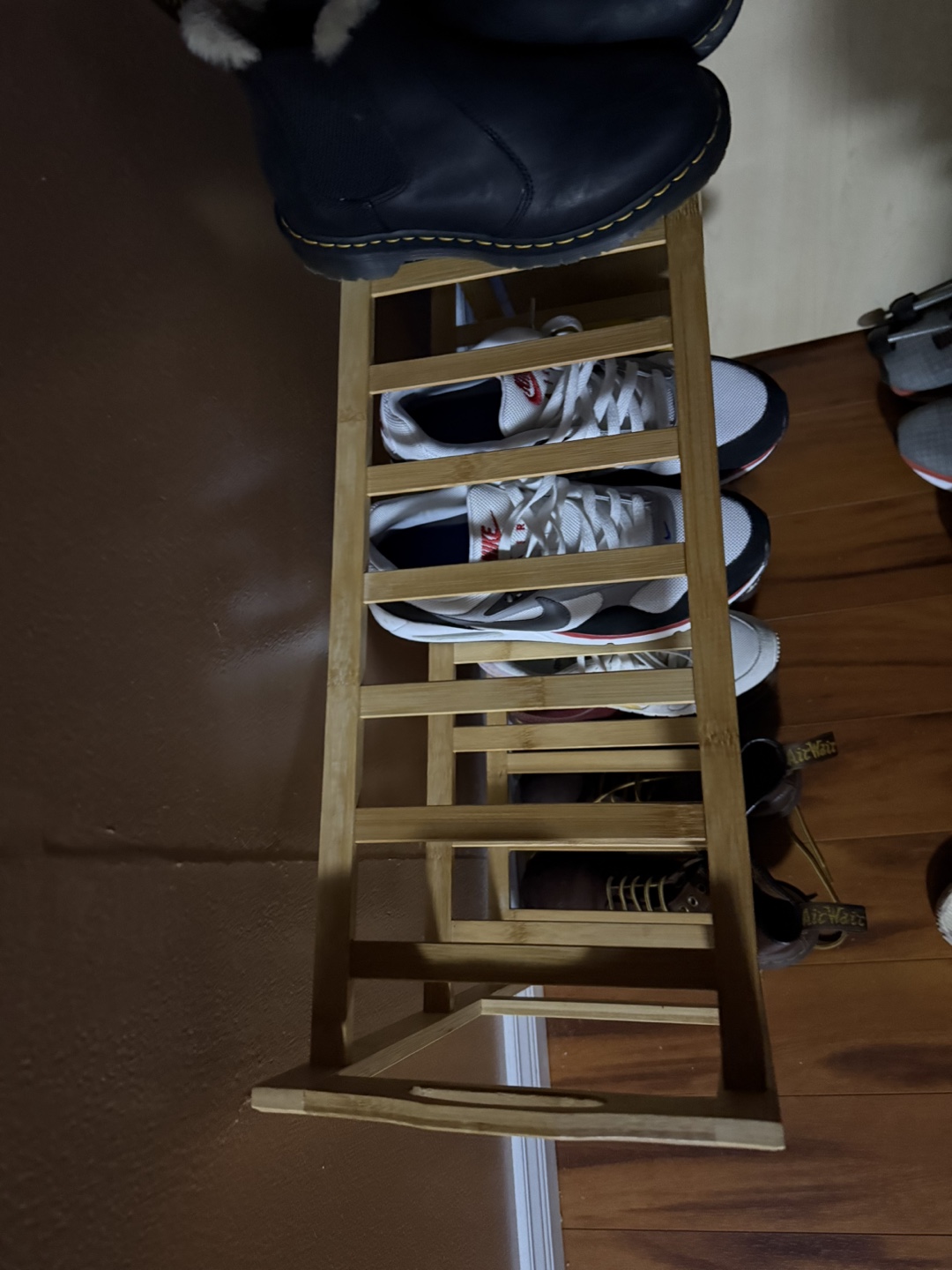 Wooden shoe rack - photo 2