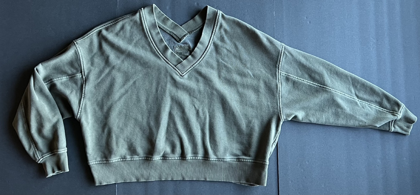 Aerie v neck cropped sweater #ThriftyPicks - photo 3