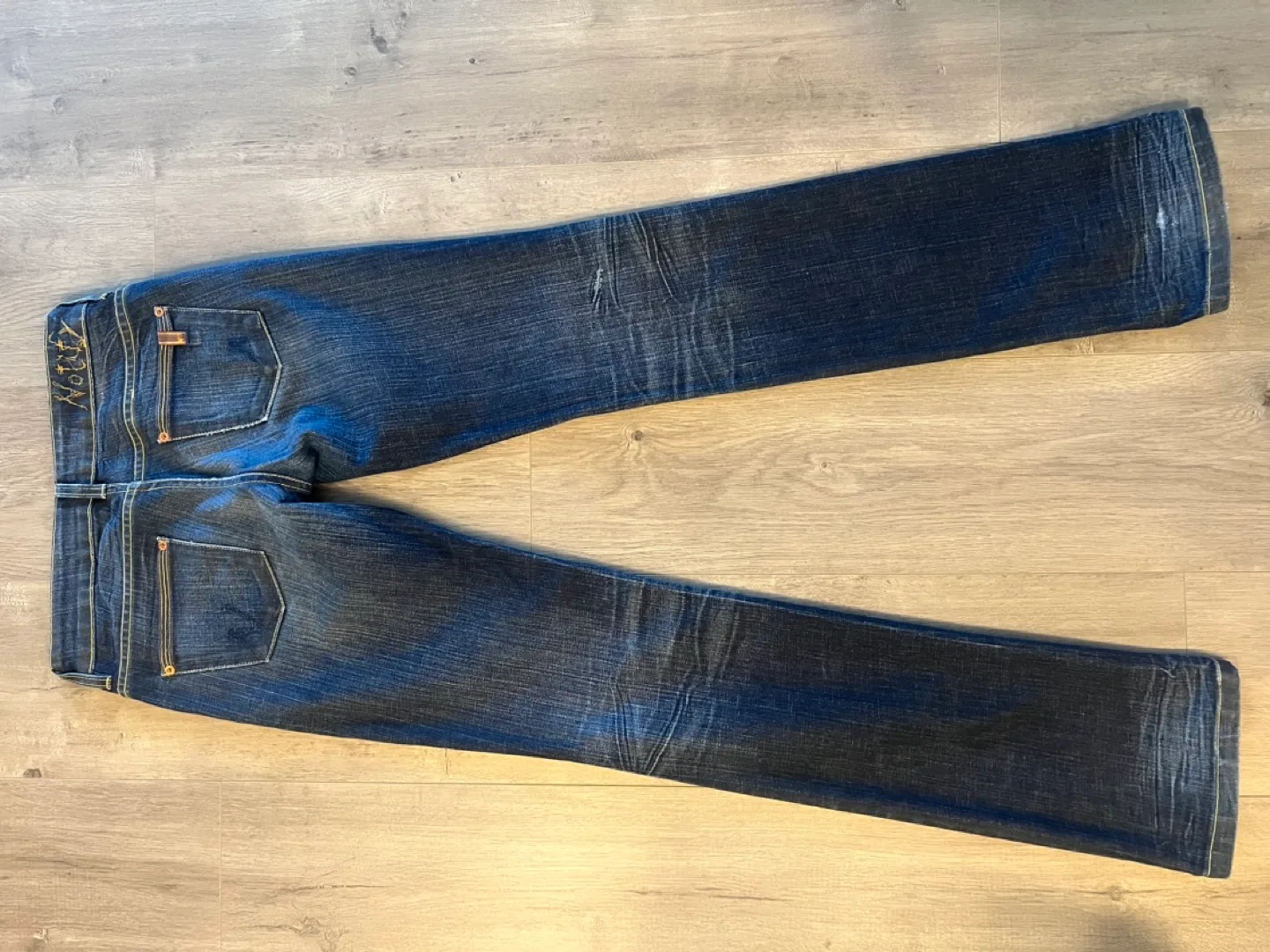 Notify Designer Jeans 27 image indicator(6)