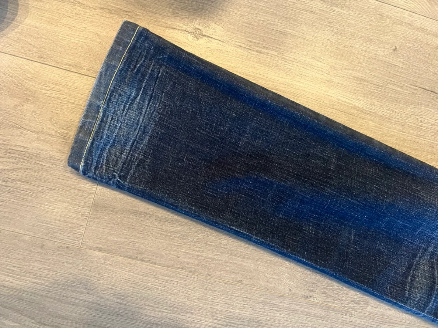 Notify Designer Jeans 27 image indicator(9)