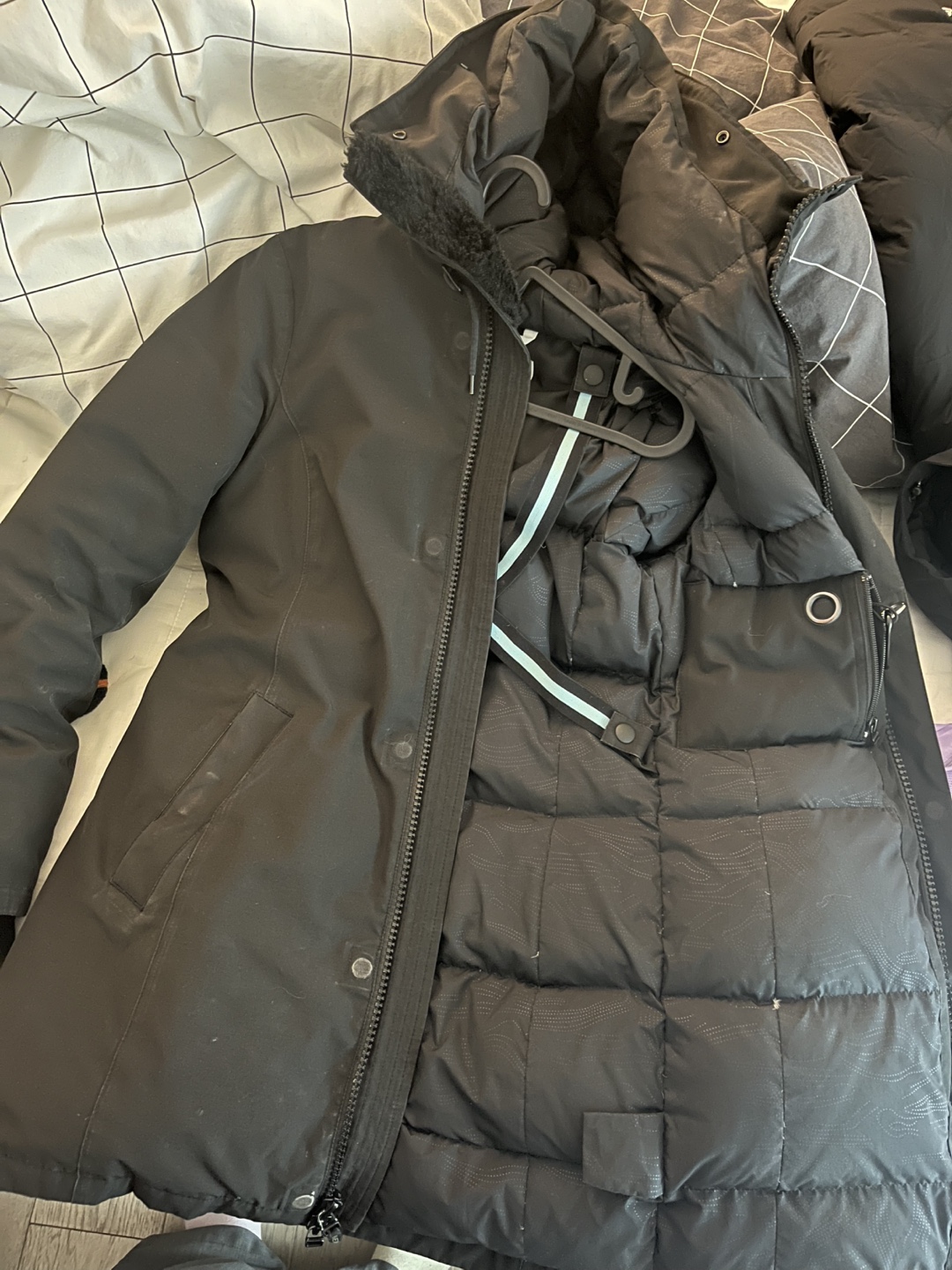Aritzia/TNA Golden Haven Parka