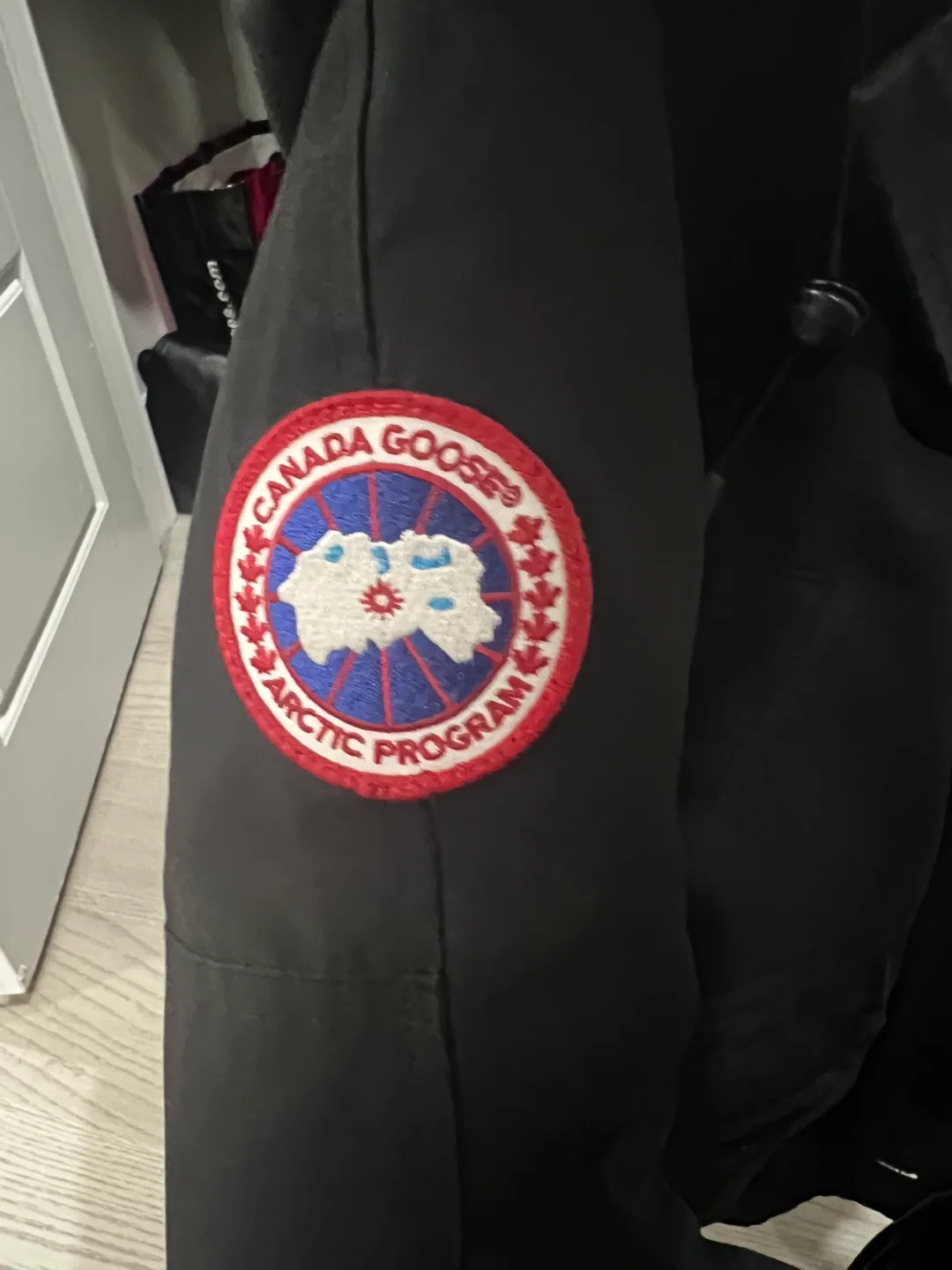 Canada Goose Bomber Jacket xs image indicator(5)
