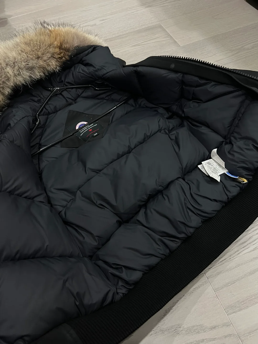 Canada Goose Bomber Jacket xs image indicator(6)
