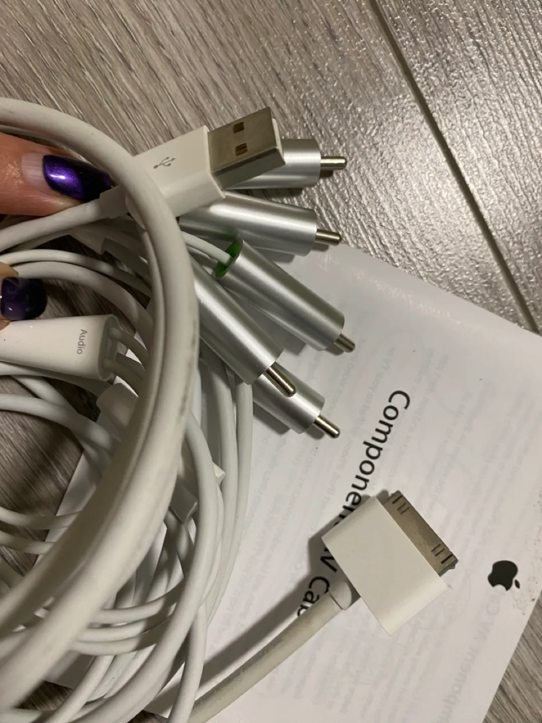 Apple Component AV Cable image indicator(3)