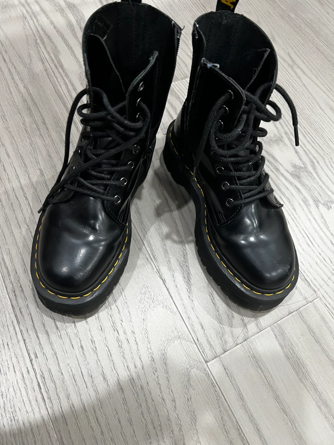Dr. Martens Platform Boots image indicator(2)