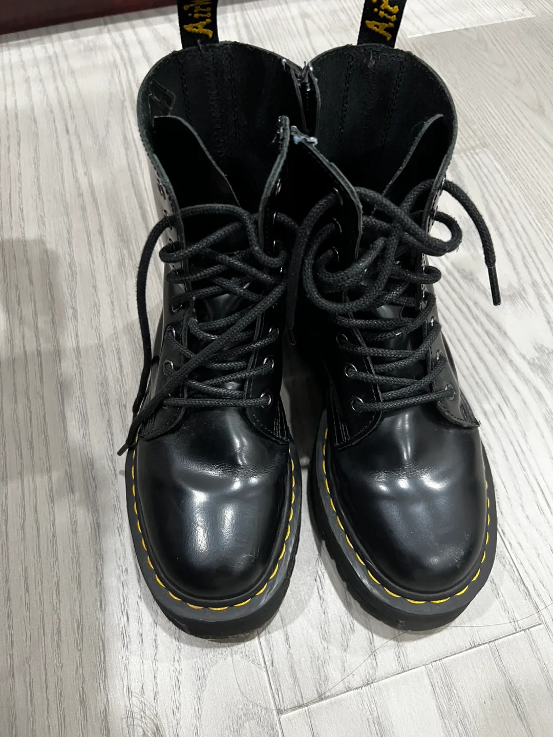 Dr. Martens Platform Boots image indicator(3)