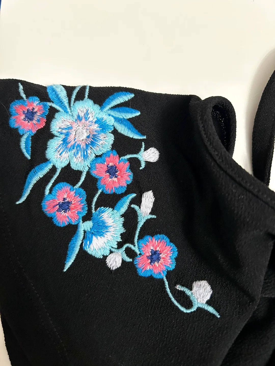 Pretty Black Floral Embroidery Top #ThiftyPicks image indicator(5)