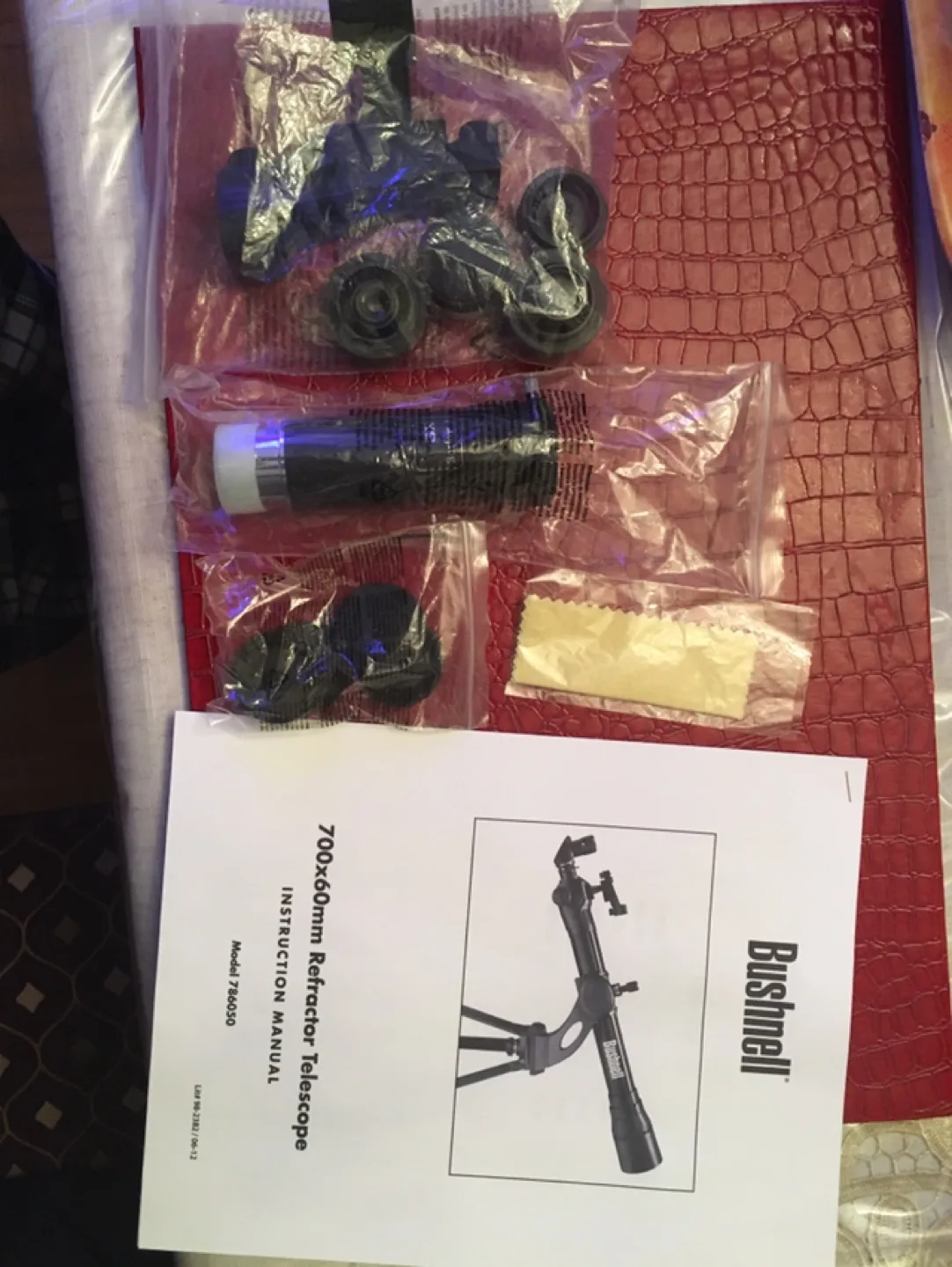 Bushnell Deep Space 700mm x 60mm Refractor Telescope image indicator(9)