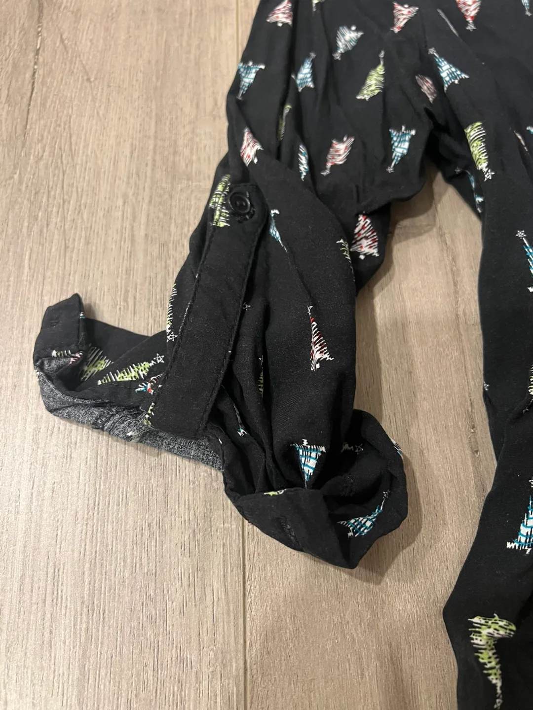 Brody Miles Christmas Tree Print Blouse XS image indicator(4)