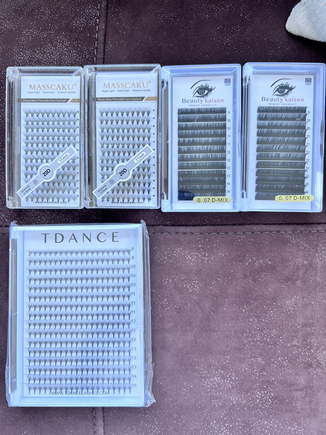 Premade Eyelash Fans - Bulk Lot
