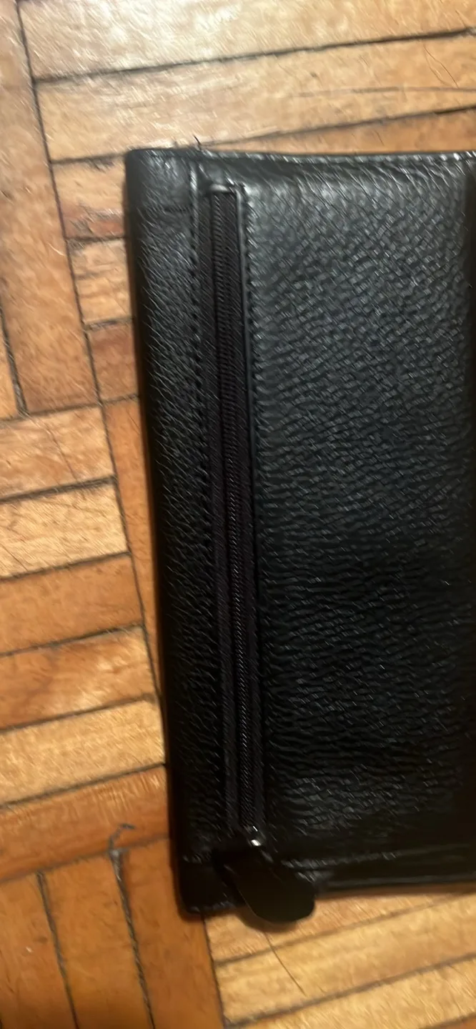 Coach Leather Wallet image indicator(3)