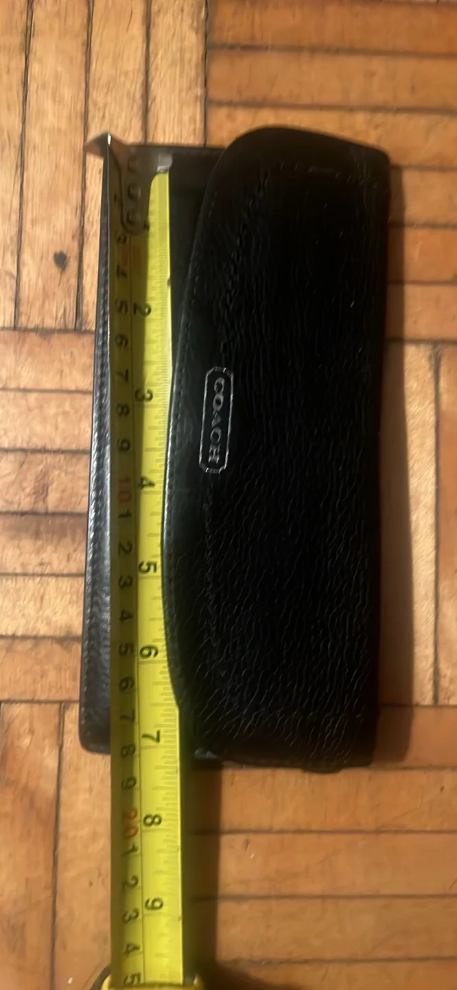 Coach Leather Wallet image indicator(4)