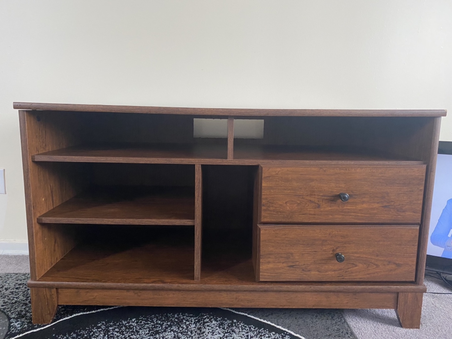 TV Stand - photo 2