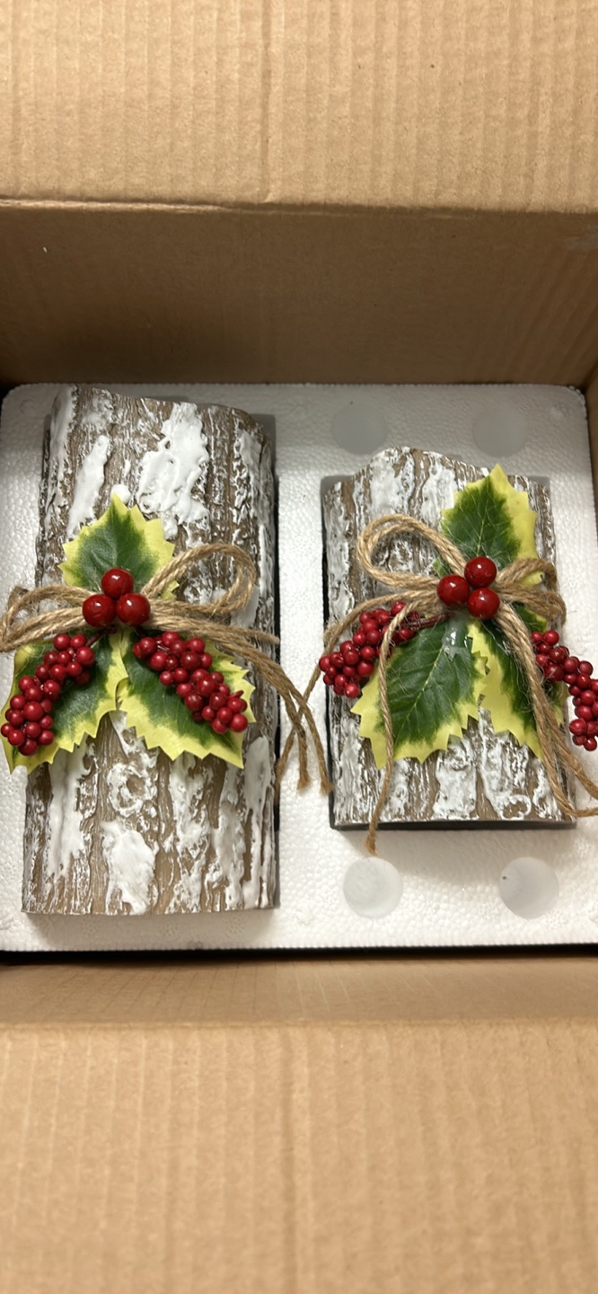 Set of 2 LED Flickering Christmas Candles