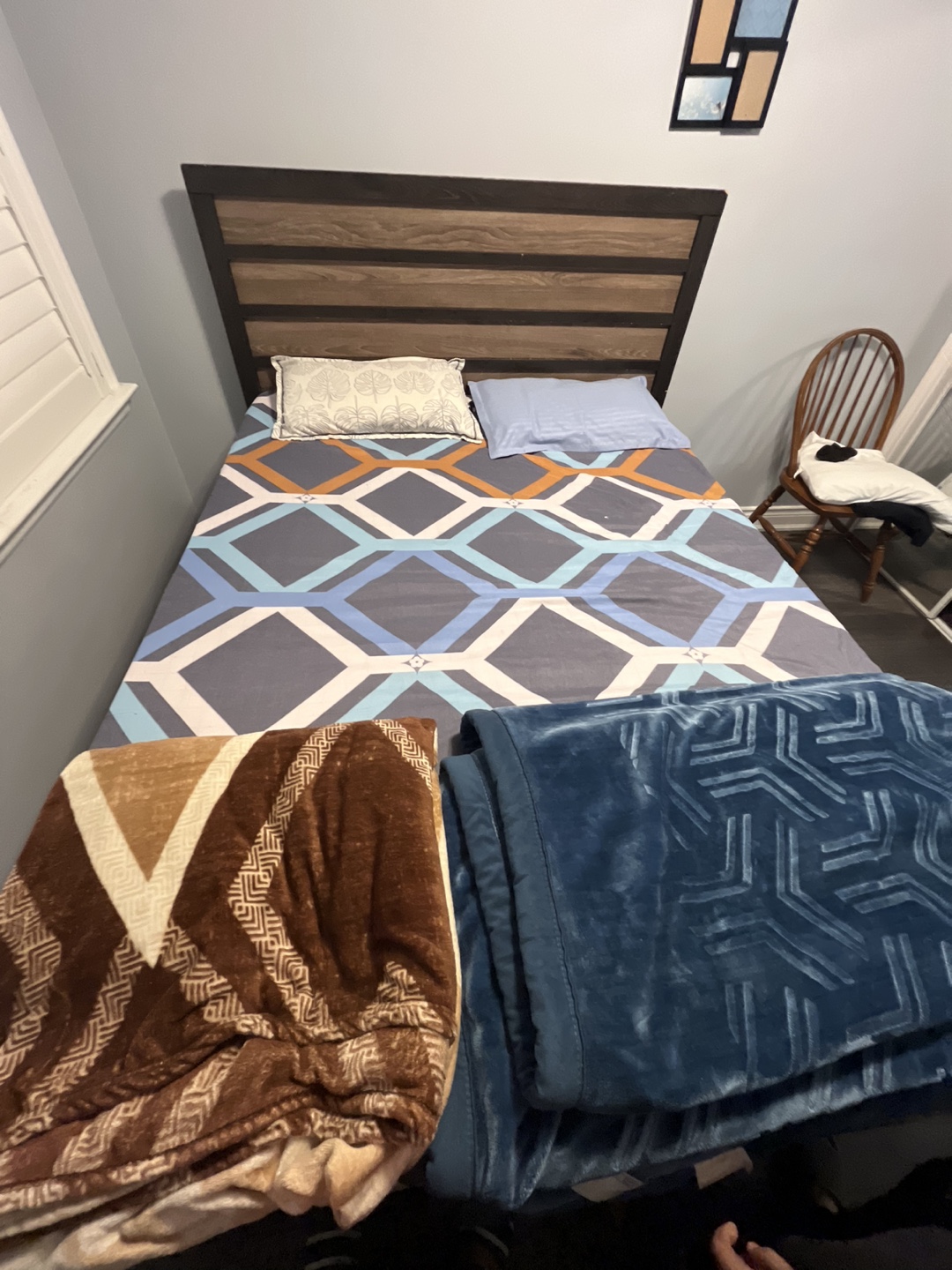 Queen Size Bed Frame - photo 4