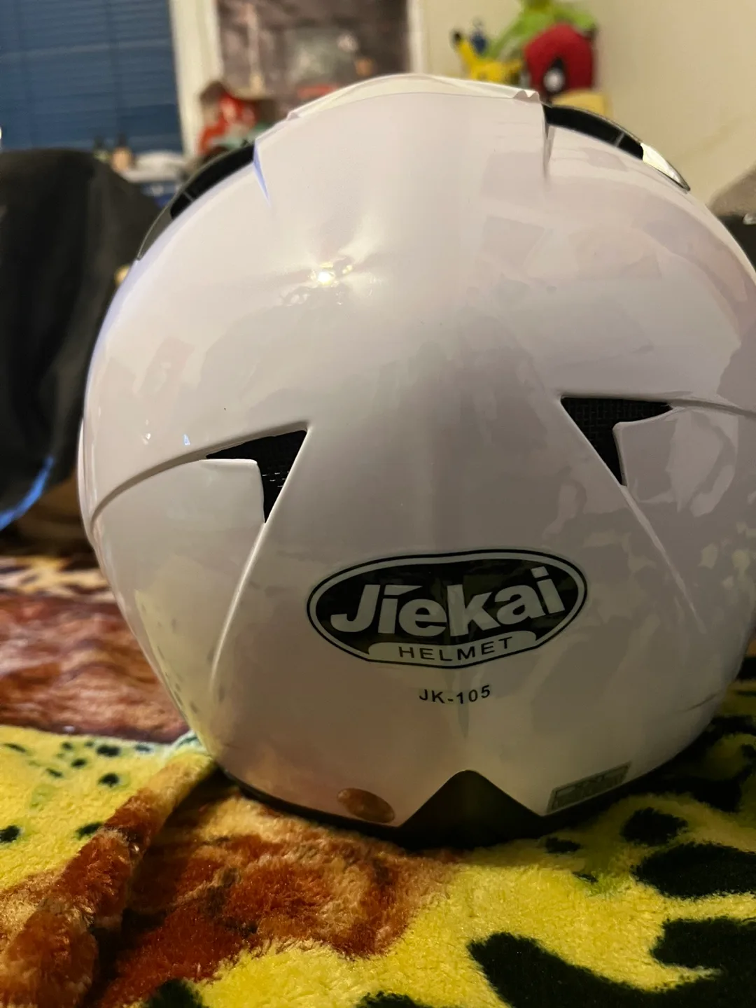 Jiekia Helmet, White, Size Medium image indicator(4)