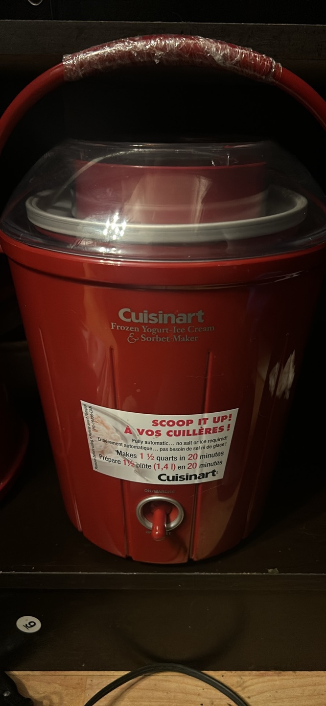Cuisinart Frozen Yogurt Ice Cream & Sorbet Maker