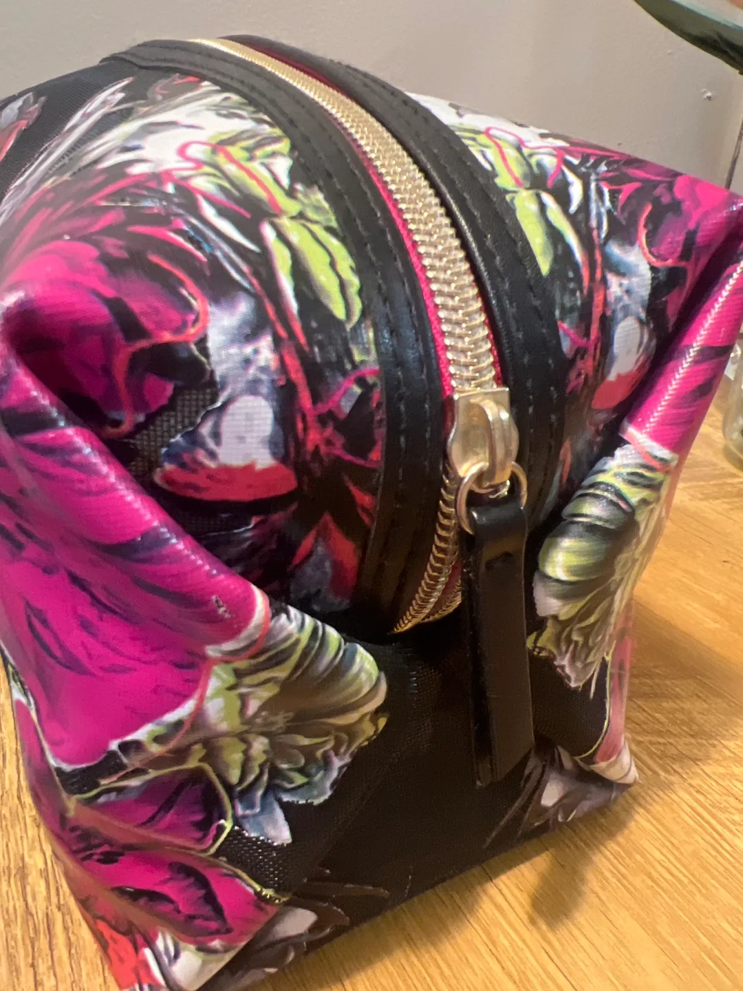 Victoria's Secret Wildflower Makeup Bag image indicator(4)