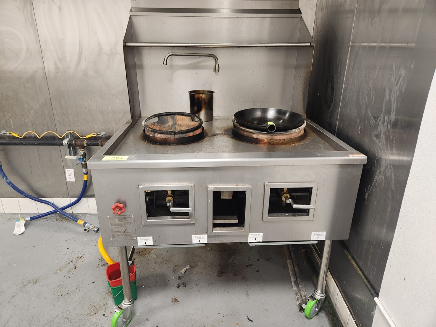 Commercial Double Wok Gas Stove