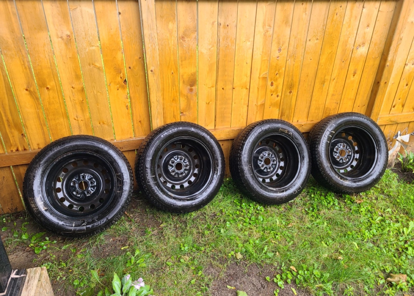 Michelin Winter Tires 215/60R16