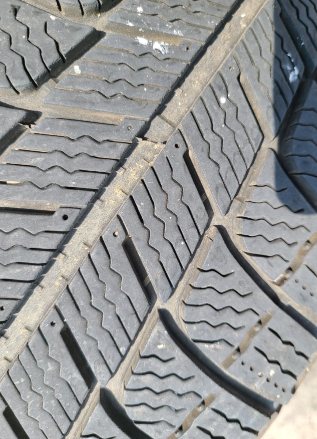 Michelin Winter Tires 215/60R16 - photo 2