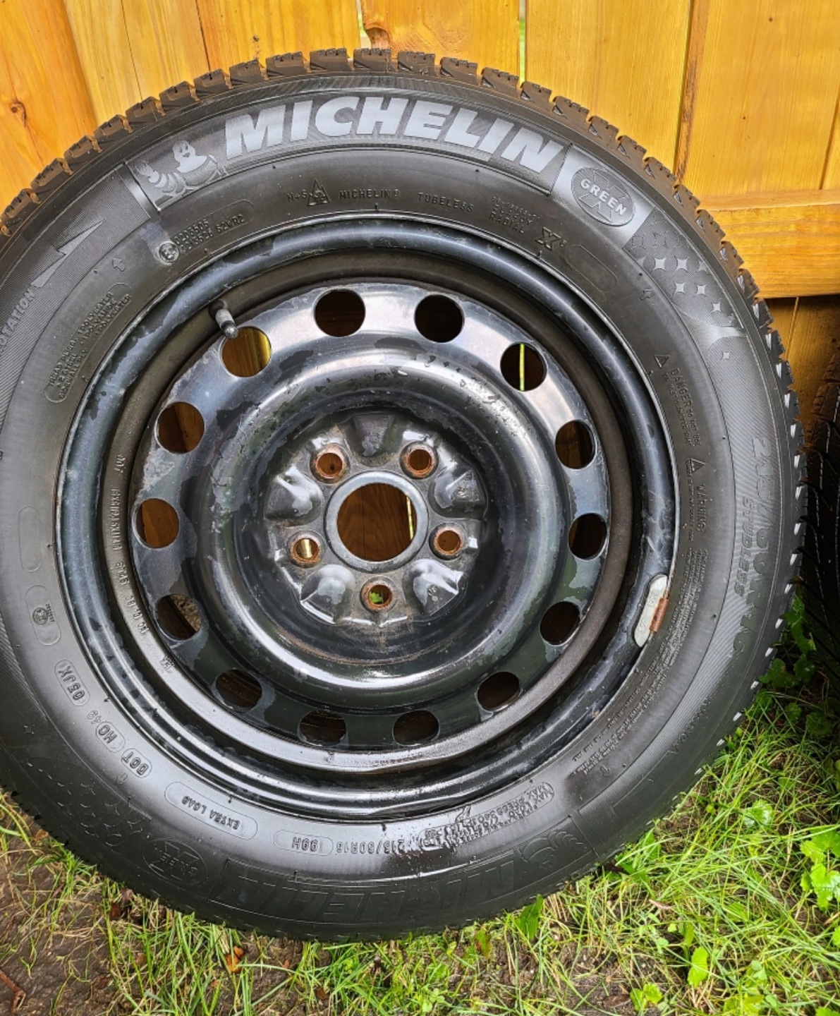 Michelin Winter Tires 215/60R16 - photo 4