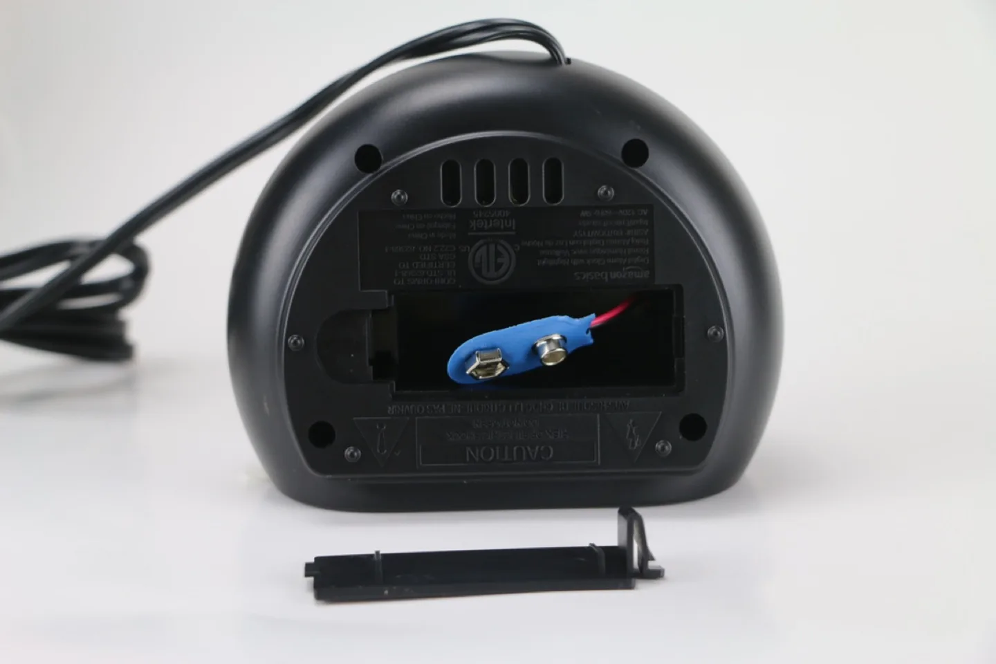 Amazon Basics Digital Alarm Clock image indicator(4)